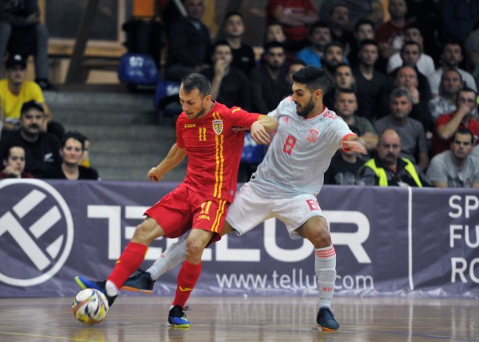 România a învins multipla campioană mondială şi europeană Spania, la futsal