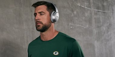 Aaron Rodgers, vedetă din NFL, donează un milion de dolari pentru ajutorarea victimelor incendiilor din California
