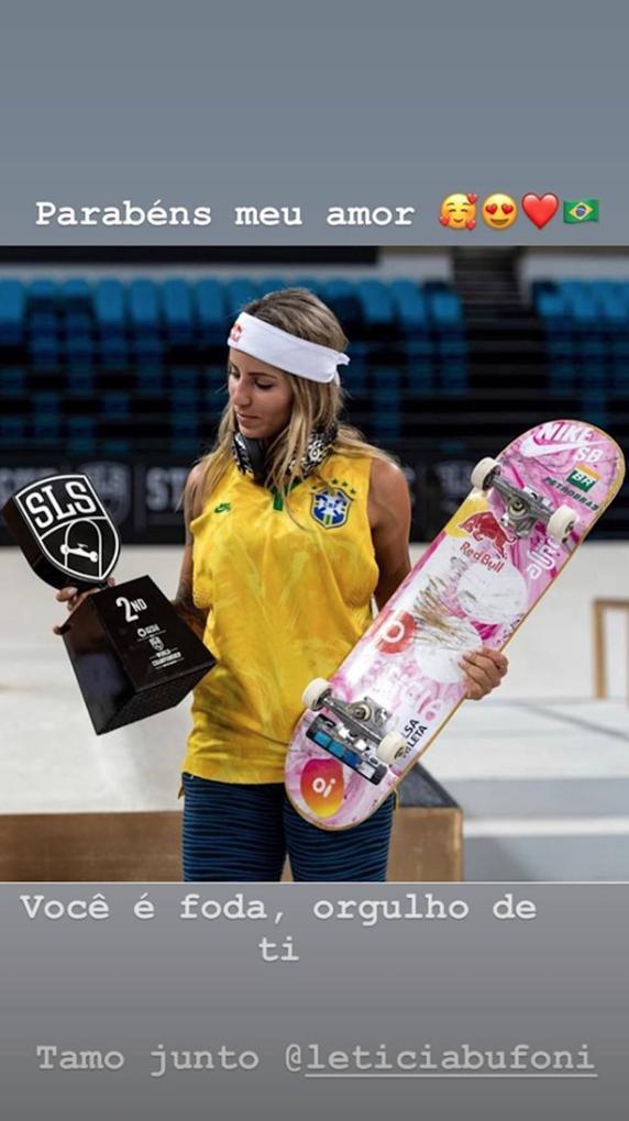 Neymar are o nouă iubită; Leticia Bufoni este vicecampioană mondială la Skate Street