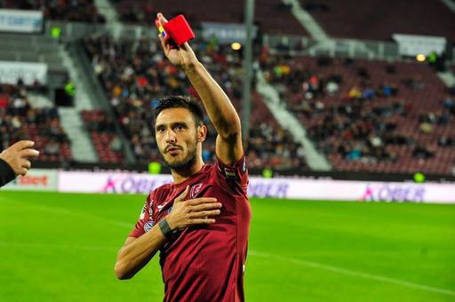 Camora şi-a prelungit contractul cu CFR Cluj