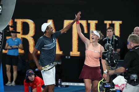 Barbora Krejcikova şi Rajeev Ram au câştigat Australian Open la dublu mixt
