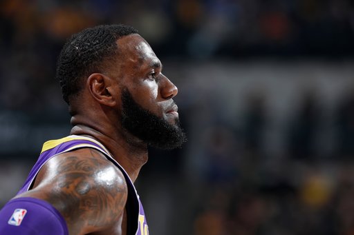 LeBron James a ajuns la 32.000 de puncte reuşite în NBA, dar a suferit cea mai dură înfrângere din carieră