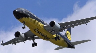 Avionul cu care Borussia călătorea în Anglia, întârziat după ce doi jucători ai germanilor şi-au uitat actele