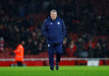 Antrenorul echipei Cardiff City, Neil Warnock, va merge la înmormântarea lui Sala