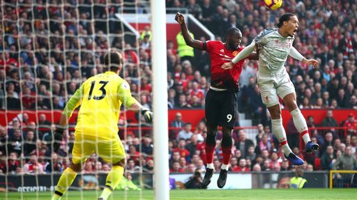 Premier League: Manchester United şi Liverpool au remizat; Arsenal a învins Southampton