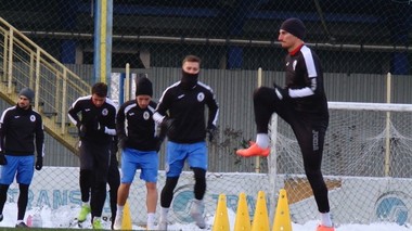 Gaz Metan Mediaş anunţă că Iulian Cristea este de luni jucătorul FCSB