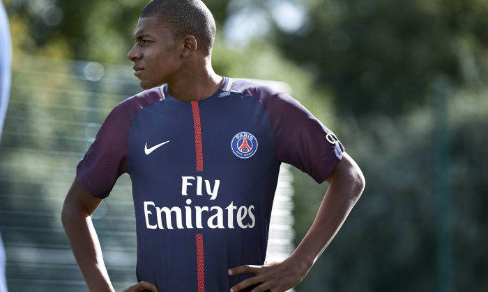 Mbappé, "dublă" pentru PSG în victoria cu echipa Caen din Ligue 1