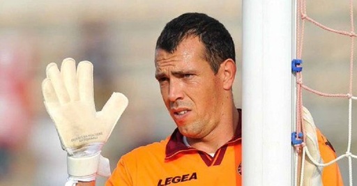 Luca Mazzoni, portarul echipei Livorno al cărui nume a fost vehiculat în legătură cu Dinamo, a fost depistat pozitiv