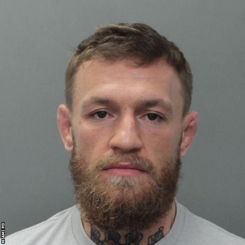 Connor McGregor, reţinut la Miami pentru că distrus telefonul unui fan