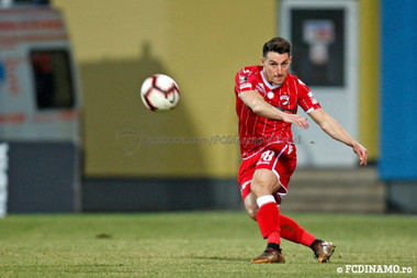 FC Dinamo anunţă încheierea raporturilor contractuale cu fundaşul stânga englez Jordan Mustoe
