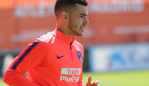 Lucas Hernandez, operat la genunchiul drept, ar putea lipsi de la pregătirile noii sale echipe, Bayern Munchen