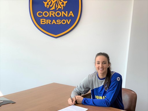 Eliza Buceschi a semnat prelungirea contractului cu Corona Braşov