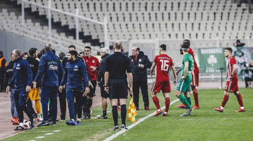 Olympiakos, victorie la masa verde după meciul suspendat luna trecută. Panathinaikos, cinci puncte penalizare