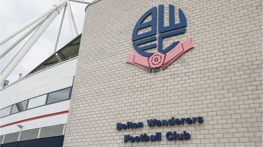 Fotbaliştii echipei Bolton refuză să joace ultimele două meciuri din acest sezon pentru că nu şi-au primit salariile