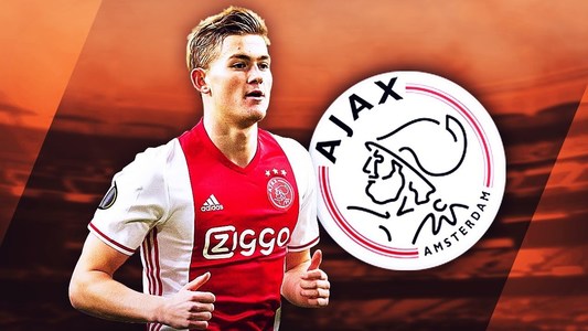 Matthijs De Ligt vrea să plece la Ajax la FC Barcelona, însă impresarul Mino Raiola nu este de acord