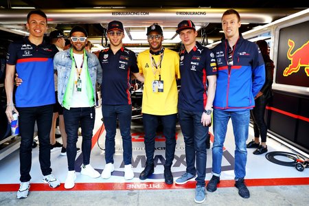 Neymar s-a dus la Barcelona pentru a asista la Marele Premiu de Formula 1 al Spaniei