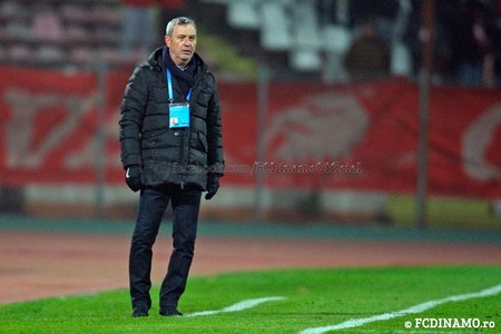 Mircea Rednic nu mai este antrenorul echipei Dinamo