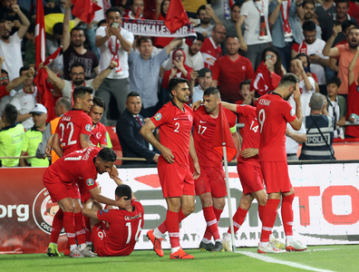 Preliminarii Euro-2020: Turcia a învins Franţa cu 2-0; Grecia – Italia 0-3, victorii şi pentru Germania, Belgia şi Scoţia