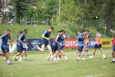 Tricolorii U21, primul antrenament în formulă completă în cantonamentul din Italia