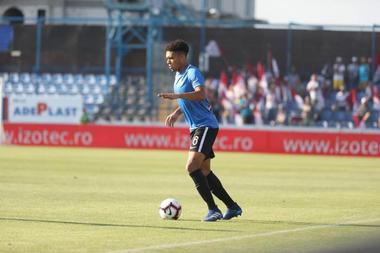 Bradley de Nooijer: Nu există niciun fel de discuţii cu FCSB şi prioritare sunt ofertele din străinătate 