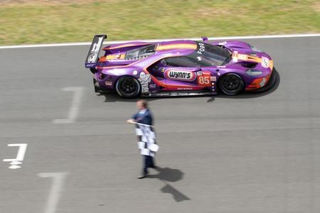 Două maşini, printre care câştigătoarea la clasa GT AM, descalificate după cursa de la Le Mans