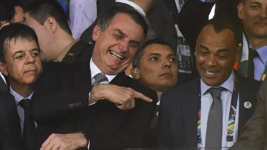 Dispozitivul de securitate al preşedintelui brazilian Bolsonaro ar fi perturbat comunicarea dintre arbitru şi sala VAR la meciul cu Argentina (presă)