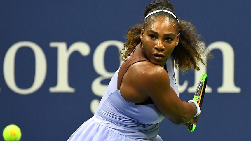 Serena Williams s-a calificat în semifinale la Wimbledon a XII-a oară