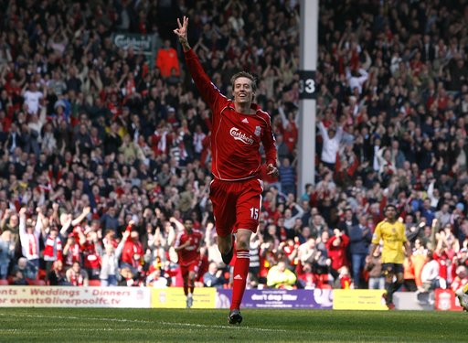 Peter Crouch şi-a anunţat retragerea din activitatea de fotbalist