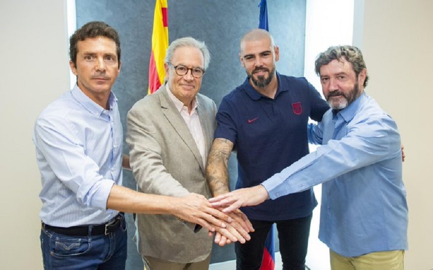 Victor Valdes a revenit la FC Barcelona. El este noul antrenor al echipei U19 A