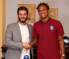 Atacantul peruan André Carrillo a semnat un contract cu Al-Hilal, echipă pregătită de Răzvan Lucescu