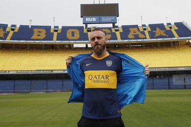 Daniele De Rossi a semnat pe un sezon cu Boca Juniors
