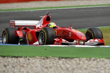 Mick Schumacher a pilotat la Hockenheim monopostul cu care tatăl său a câştigat titlul mondial în 2004