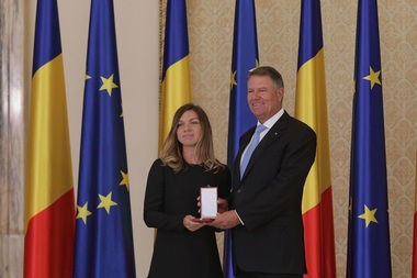 Ceremonia de decorare a Simonei Halep - Iohannis: E păcat că astfel de talente nu primesc sprijinul cuvenit din partea autorităţilor statului/ Halep: Sunt foarte emoţionată, e mai greu ca la Wimbledon - VIDEO