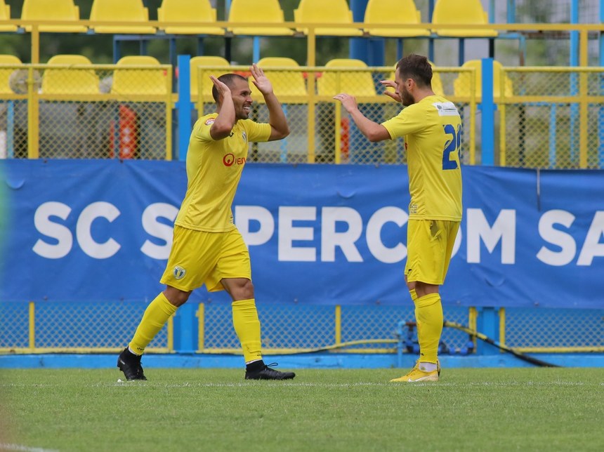 Petrolul Ploieşti a învins cu scorul de 2-1 Metaloglobus, revenind de la 0-1