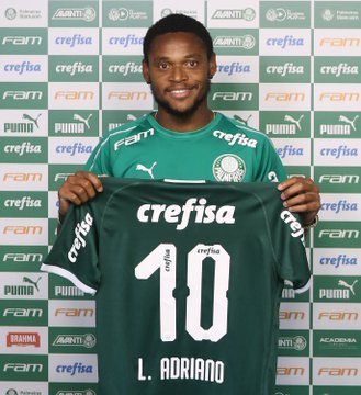 După 12 ani petrecuţi în Europa, Luiz Adriano revine în Brazilia