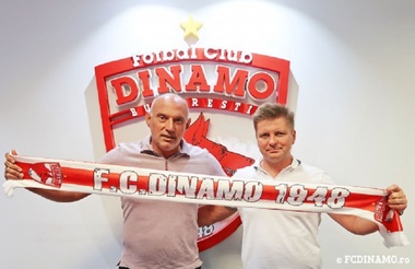 Dusan Uhrin, prezentat oficial la Dinamo: Oferta a fost foarte bună, iar eu nu am mai lucrat de un an şi am vrut să muncesc din nou