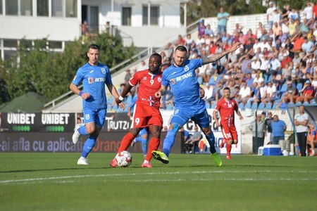 FC Botoşani - Universitatea Craiova, scor 1-1, în Liga I. Golofca a marcat în secunda 28