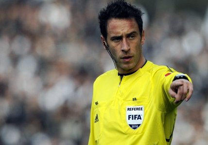 UEFA creează polemică: Un arbitru portughez delegat la o echipă cu nouă jucători, antrenor şi acţionar portughezi