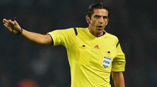 Deniz Aytekin va arbitra România Spania