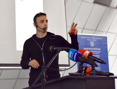 Dimităr Berbatov şi-a anunţat retragerea din activitatea de fotbalist