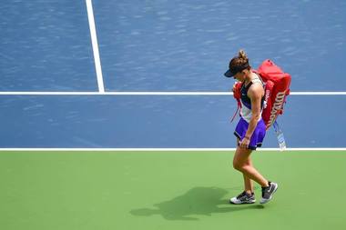 Simona Halep: Am avut spasme la spate şi era prea dureros să joc în continuare