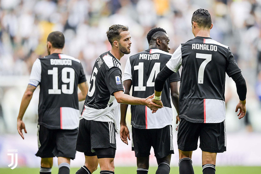 Juventus Torino în continuare fără înfrângere în Serie A; scor 2-0 cu SPAL