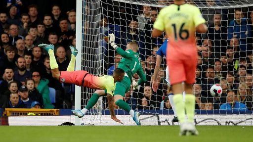 Manchester City a învins în deplasare Everton, scor 3-1, în Premier League