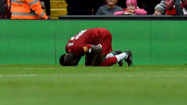 Liverpool rămâne neînvinsă în Premier League: scor 2-1 cu Leicester, datorită unui gol din penalti în minutul 90+5