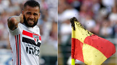 Dani Alves, atacat de un roi de viespi la meciul cu Fortaleza
