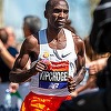 Eliud Kipchoge încearcă din nou să alerge sub două ore maratonul