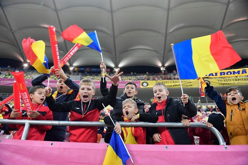 România - Norvegia, scor 1-1, în preliminariile Euro-2020. Atacantul George Puşcaş a ratat un penalti. La partidă au asistat 29.854 de copii şi însoţitori ai acestora. FOTO, VIDEO