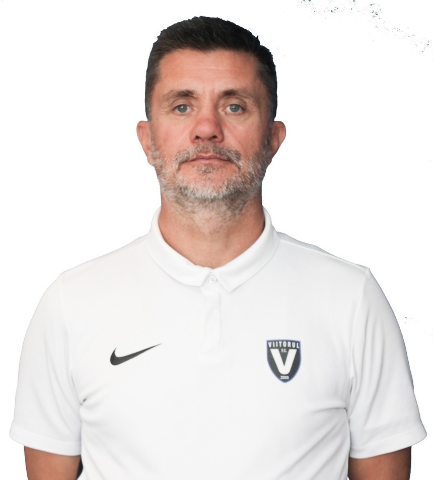 Lucian Burchel nu mai este directorul tehnic al Academiei de Fotbal Gheorghe Hagi