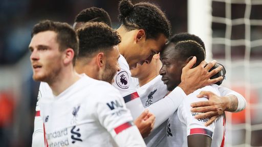 Premier League: Liverpool şi Manchester City, victorii cu 2-1 cu reveniri de la 0-1