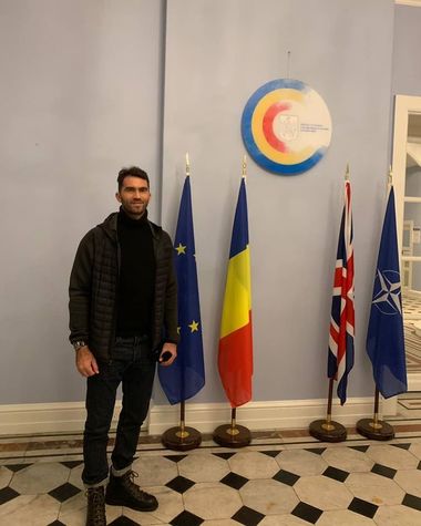 Alegeri prezidenţiale 2019 - Horia Tecău a votat la Londra, naţionala feminină de tenis de masă a votat la Tokyo